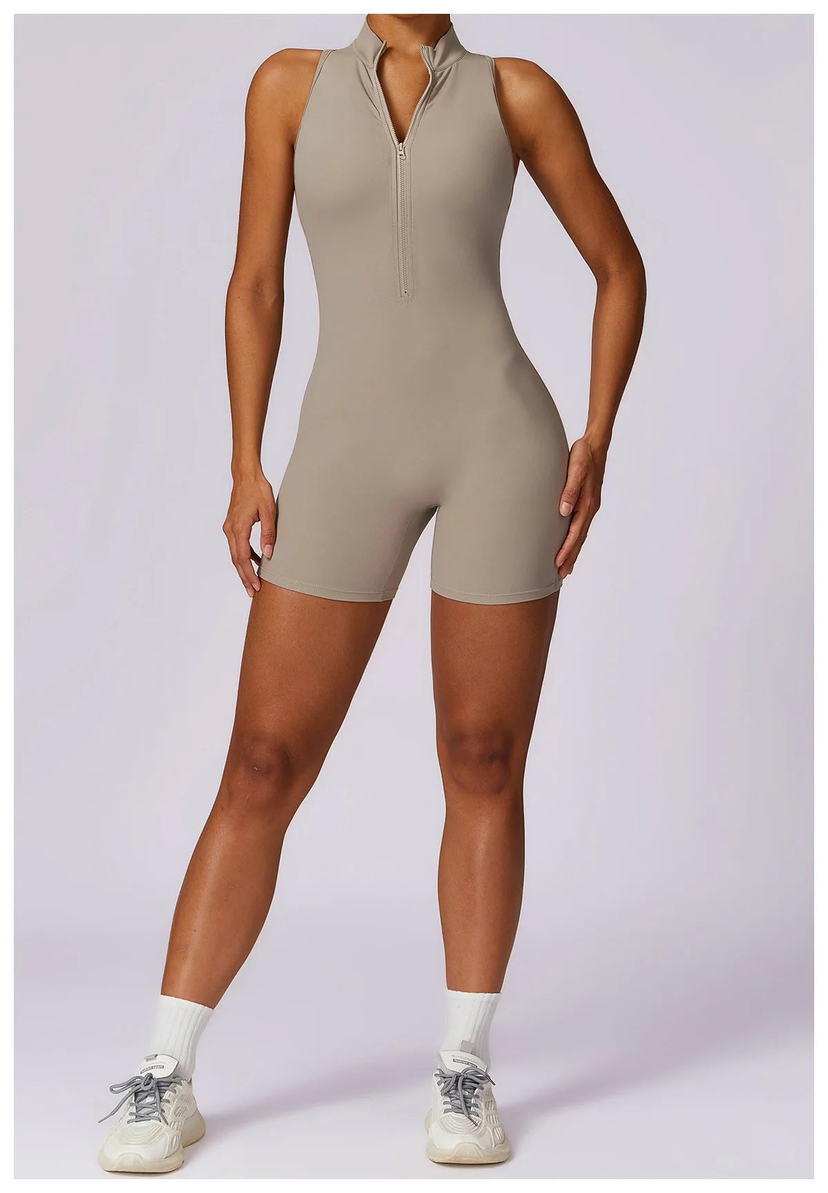 GYM BODYSUIT WITH ZIPPER