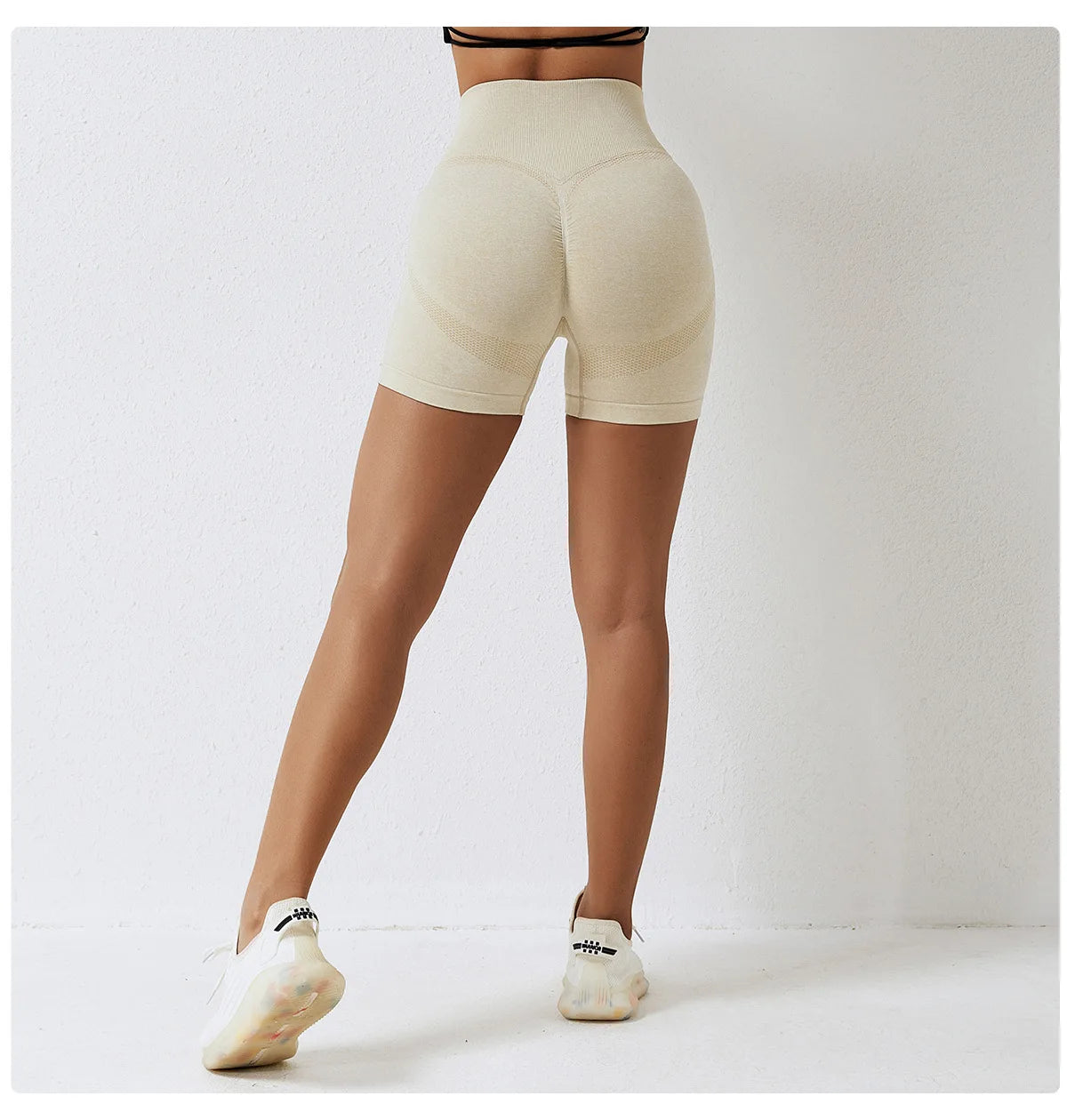 SEAMLESS CONTOUR SHORTS