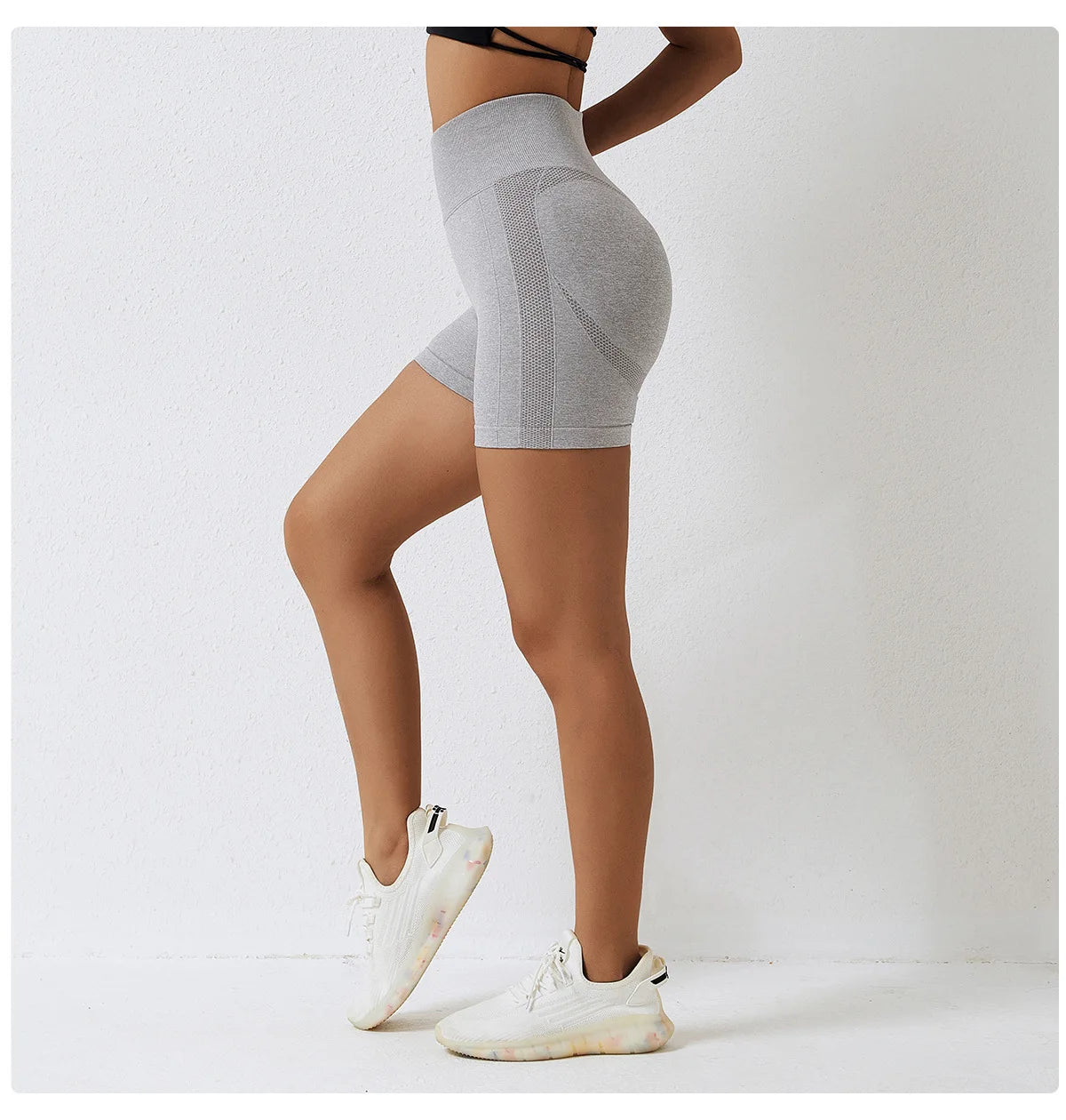 SEAMLESS CONTOUR SHORTS