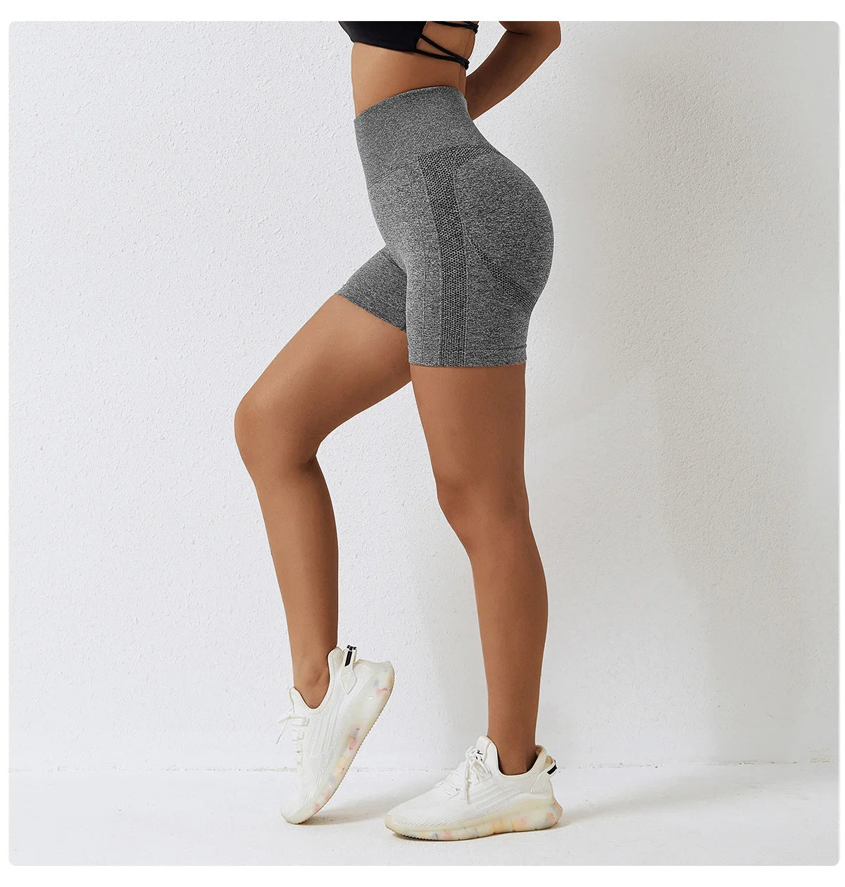 SEAMLESS CONTOUR SHORTS