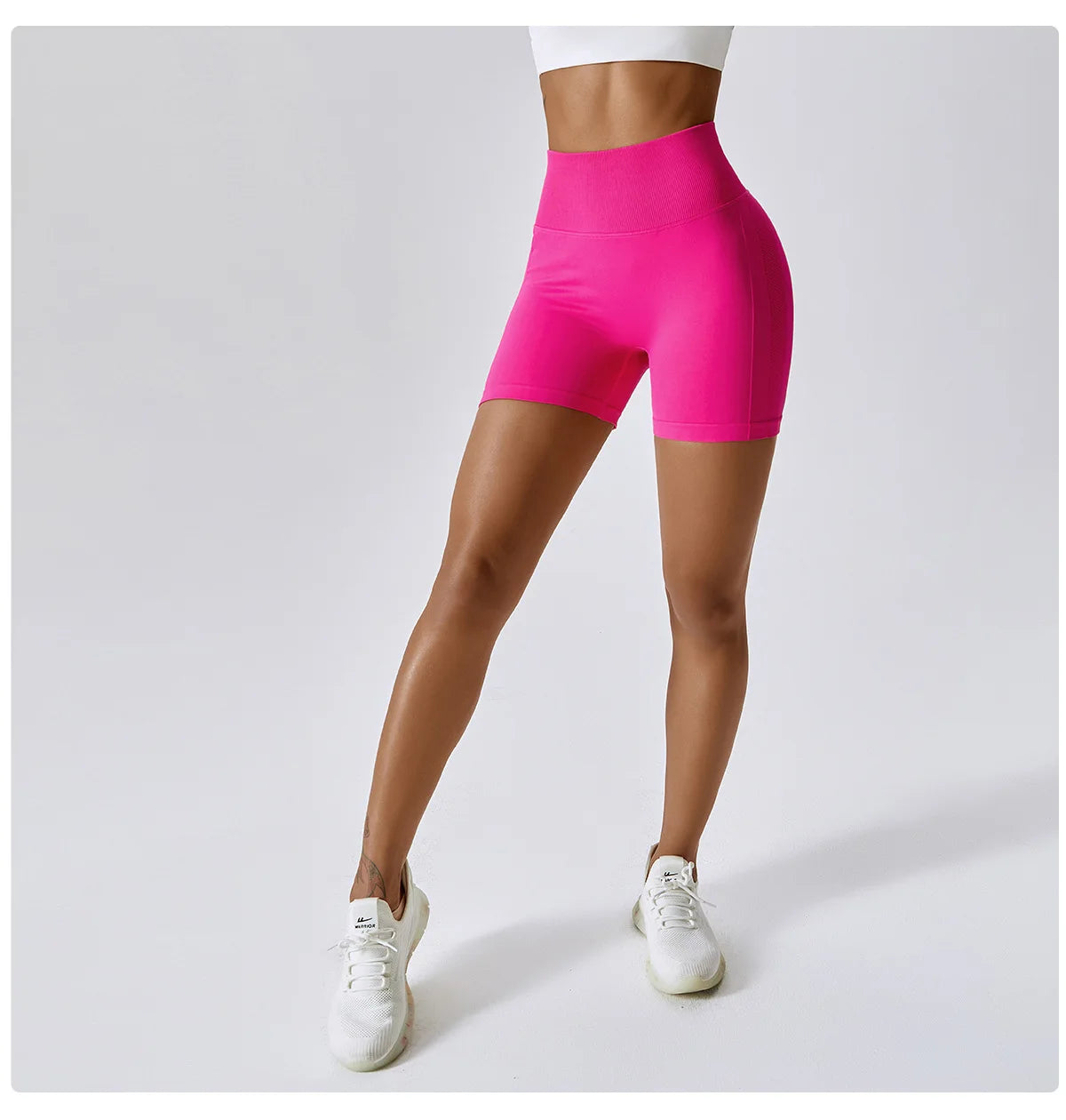 SEAMLESS CONTOUR SHORTS