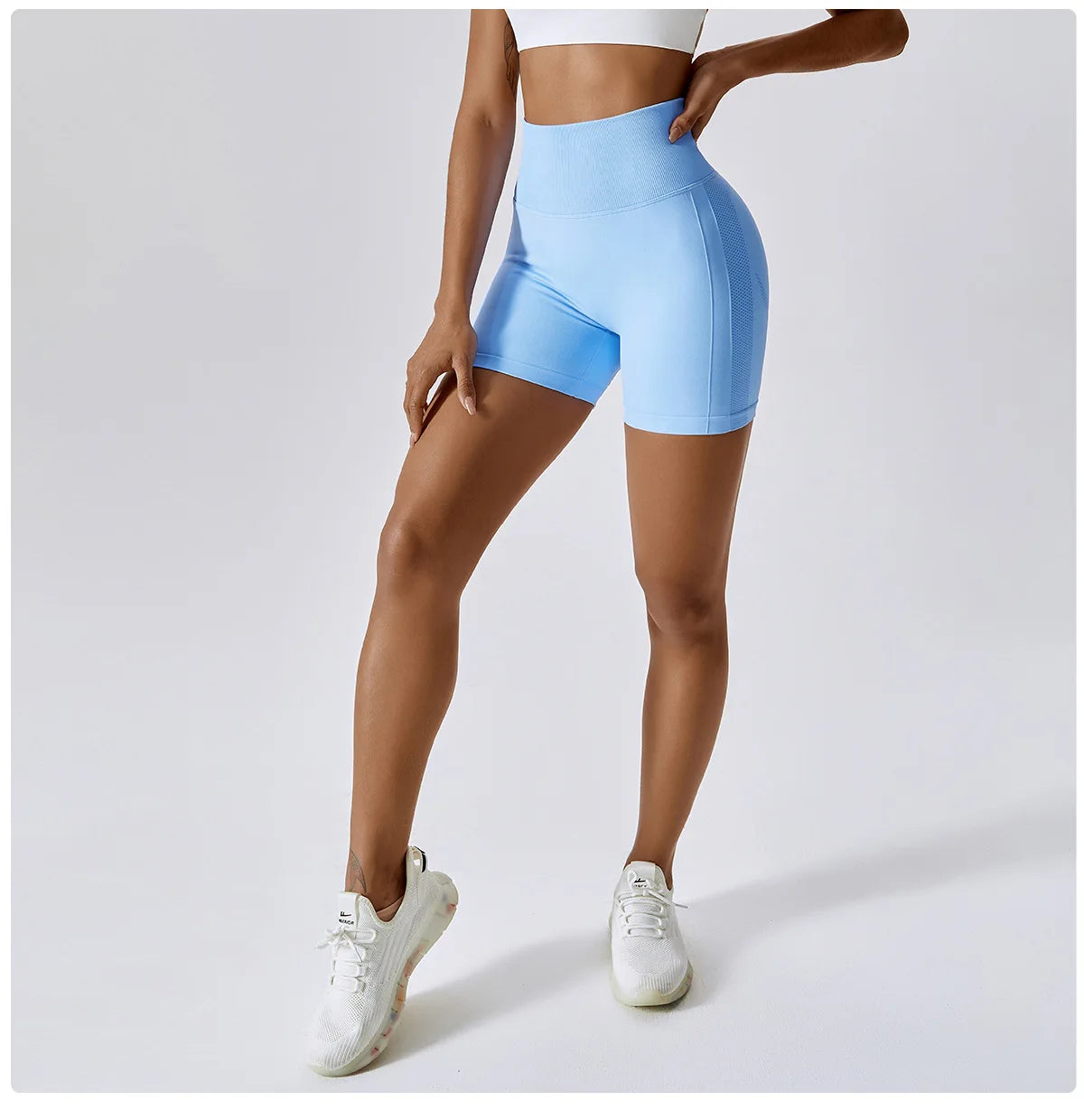 SEAMLESS CONTOUR SHORTS