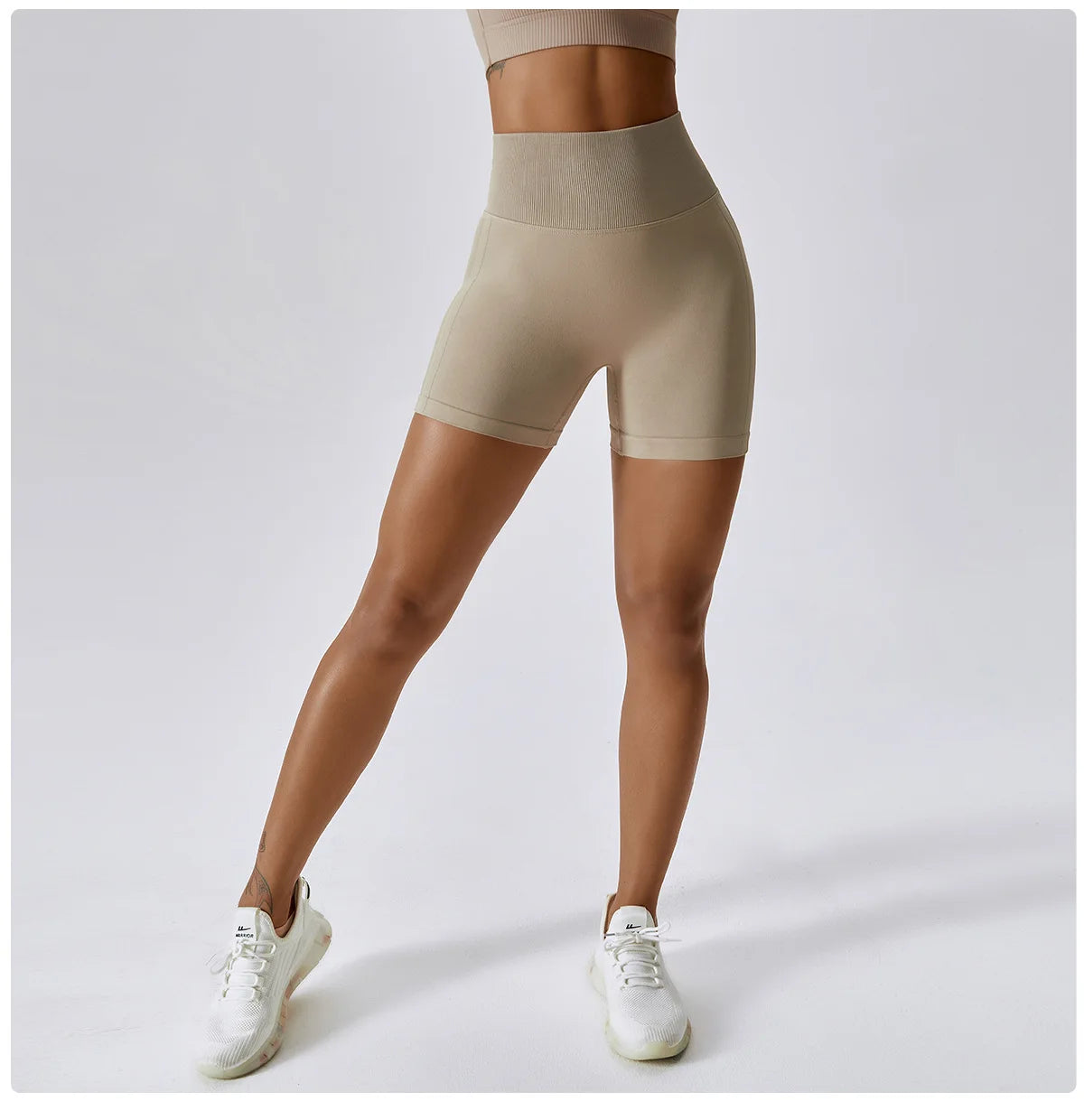 SEAMLESS CONTOUR SHORTS