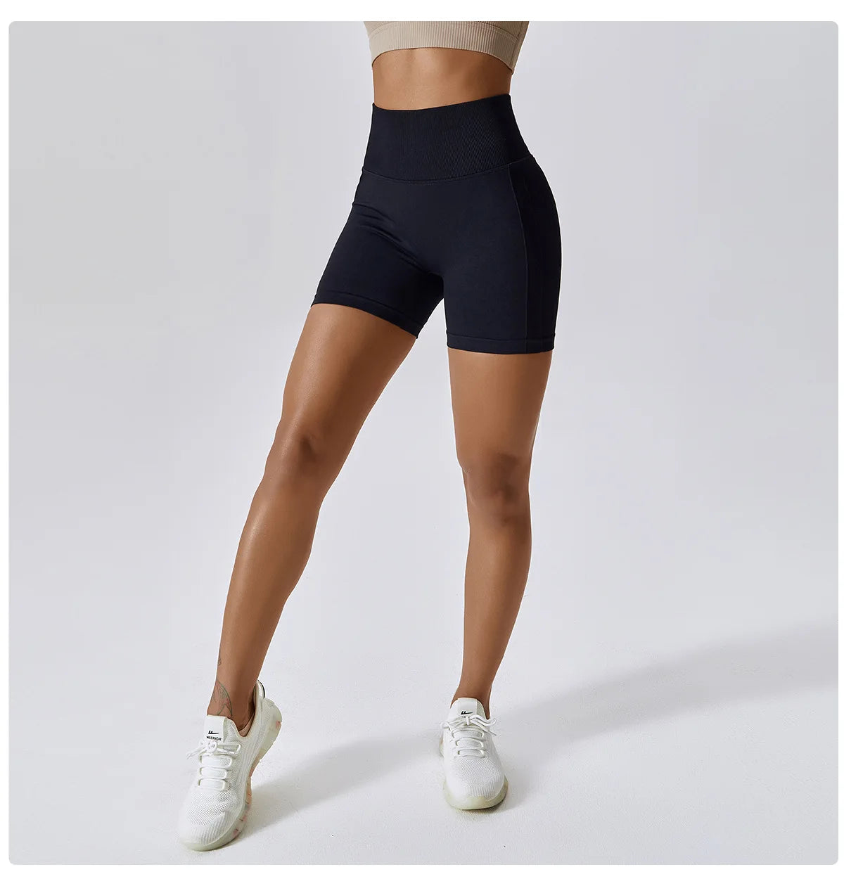 SEAMLESS CONTOUR SHORTS