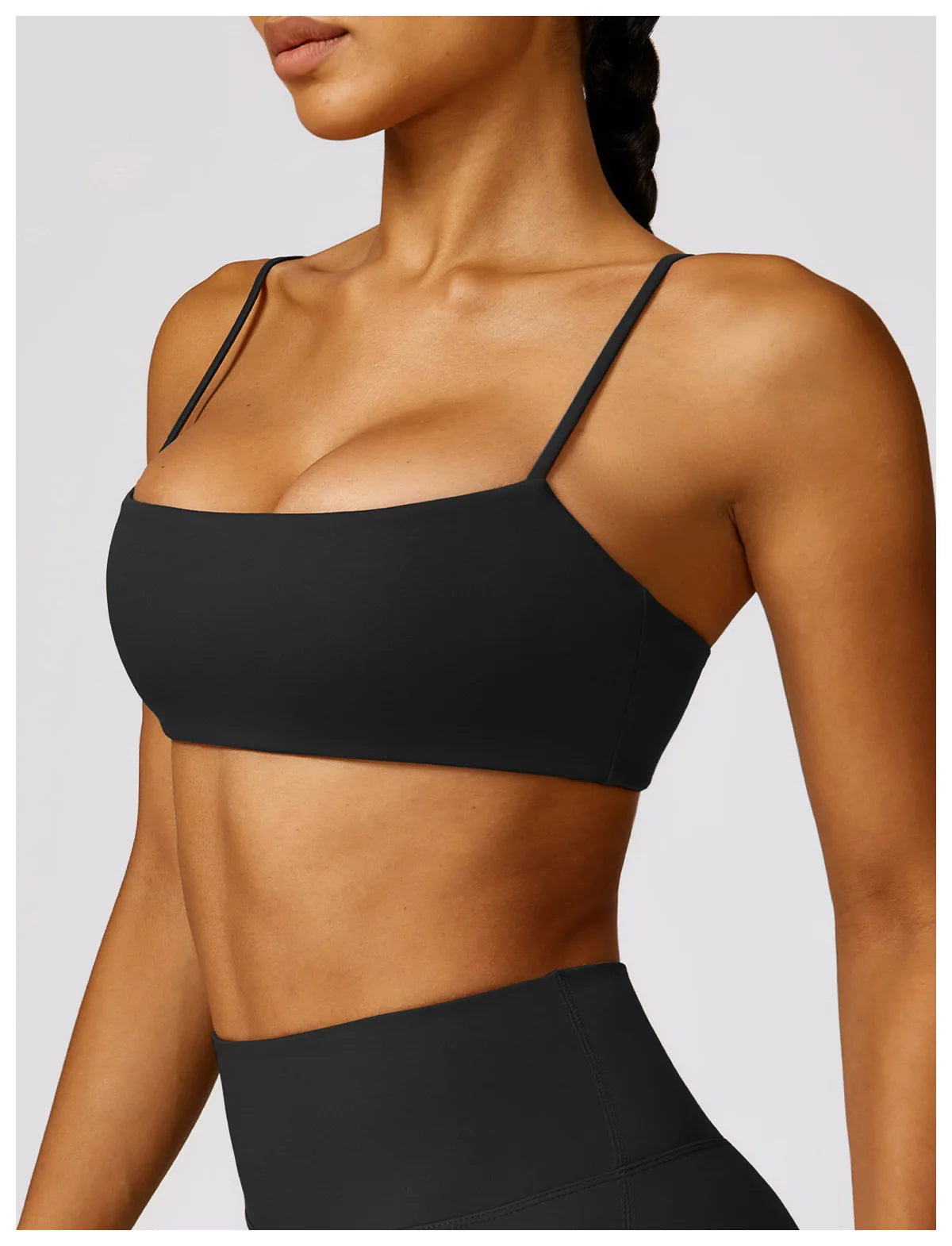 ANTI-SWEAT SPORTS BRA