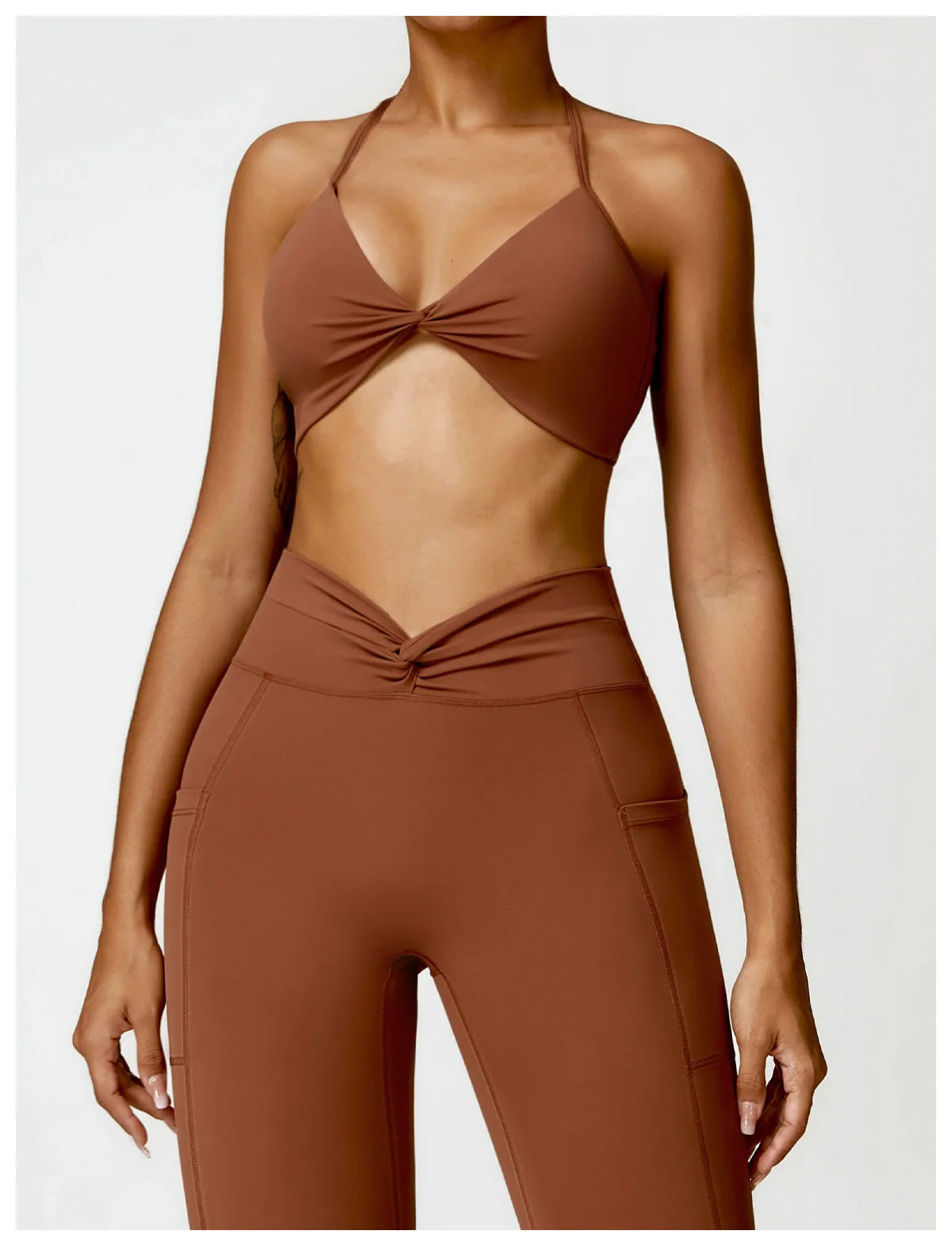 ELEVATE TWIST FRONT BRALETTE