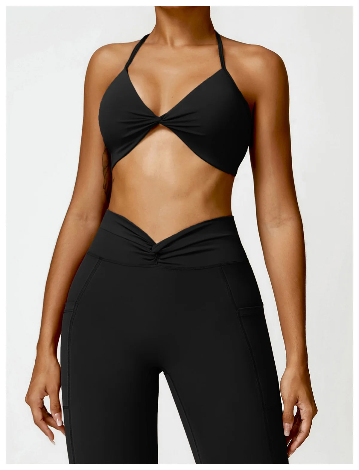 ELEVATE TWIST FRONT BRALETTE