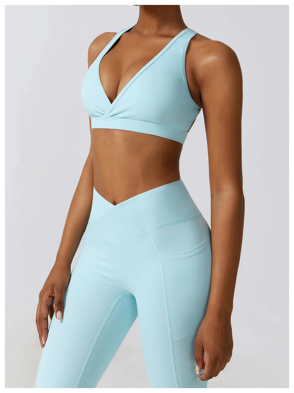 EVERYDAY SEAMLESS SPORTS BRA