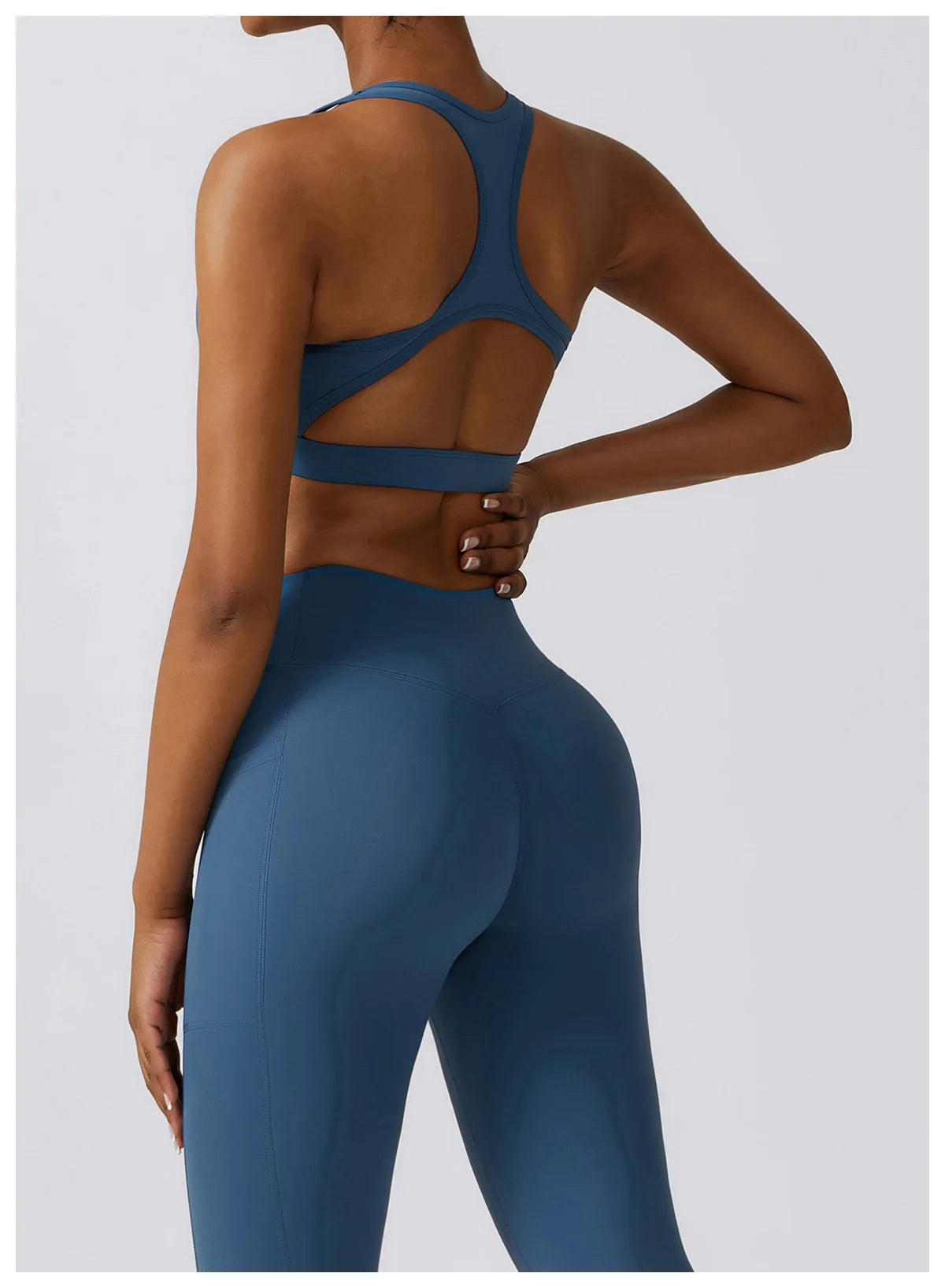 EVERYDAY SEAMLESS SPORTS BRA